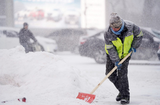  受降雪及路面結冰影響 河北、內蒙古等地多路段封閉
