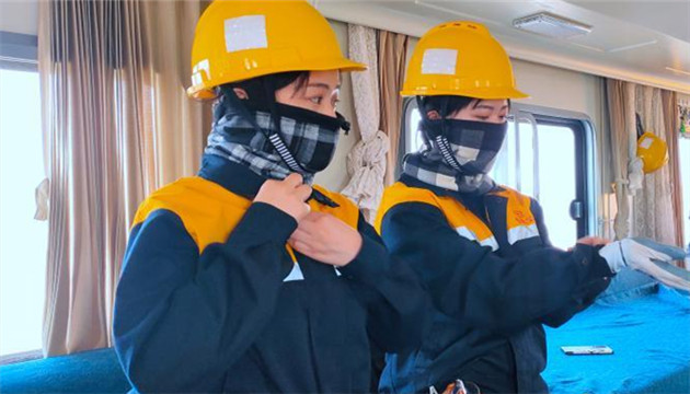 青藏鐵路「女蜘蛛俠」的首個春運：是堅守亦是期待