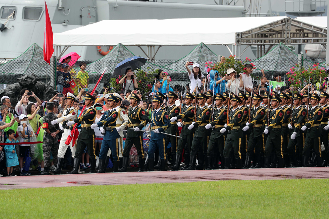 駐港部隊向全港市民致新春祝福