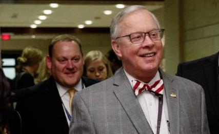 美國一議員確診半個多月後去世