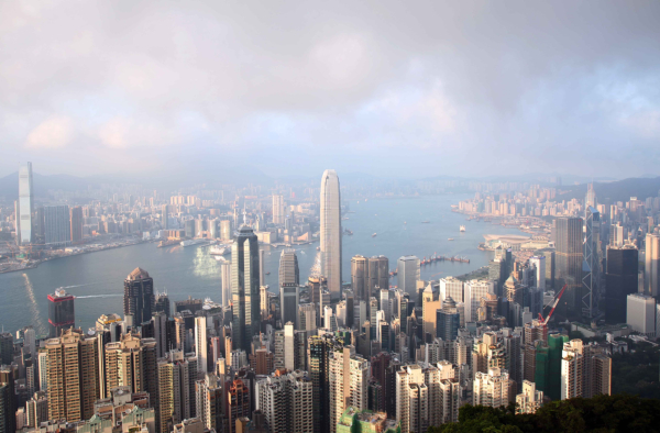 本港中小企業務收益低於水平線