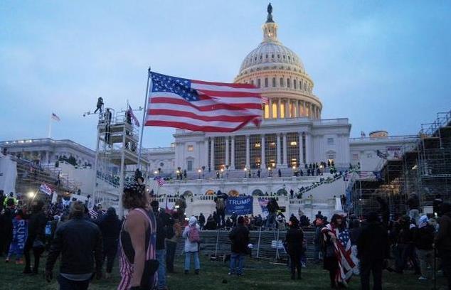 美國200多名「國會遭衝擊事件」嫌疑人被起訴 來自43個州