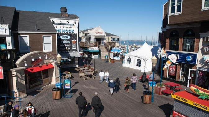 美媒：約99%的美國兒童生活在新冠病毒傳播「紅色」地區