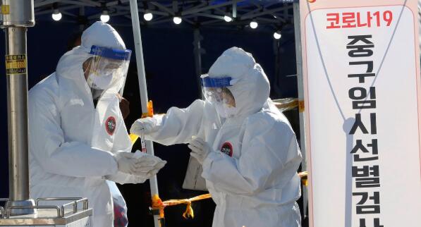 韓國降低全國防疫響應級別 本月底開始疫苗接種