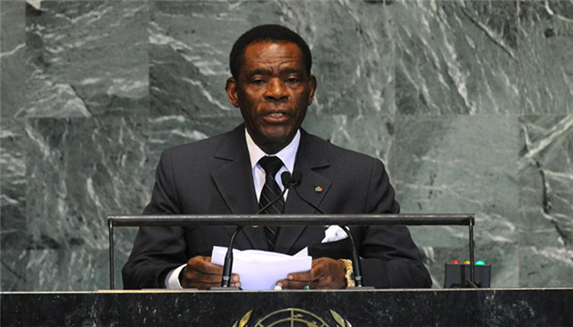 赤道幾內亞總統奧比昂接種中國新冠疫苗