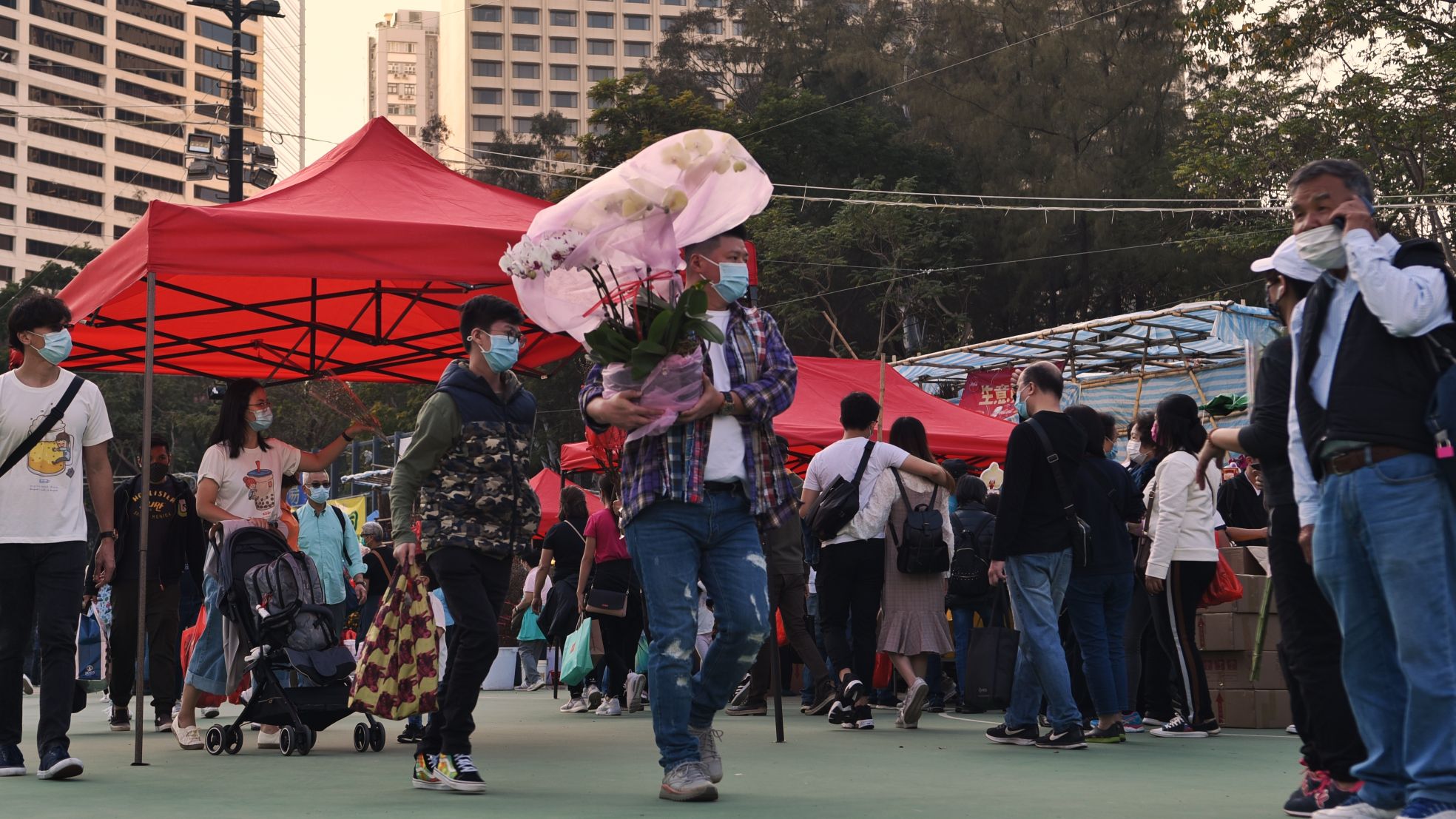 消息：本港今新增約20宗確診個案