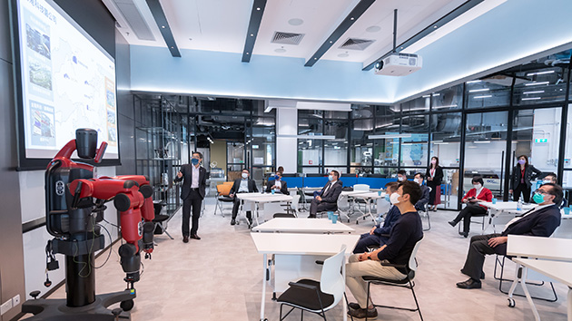 立法會工商事務委員會參觀香港科學園