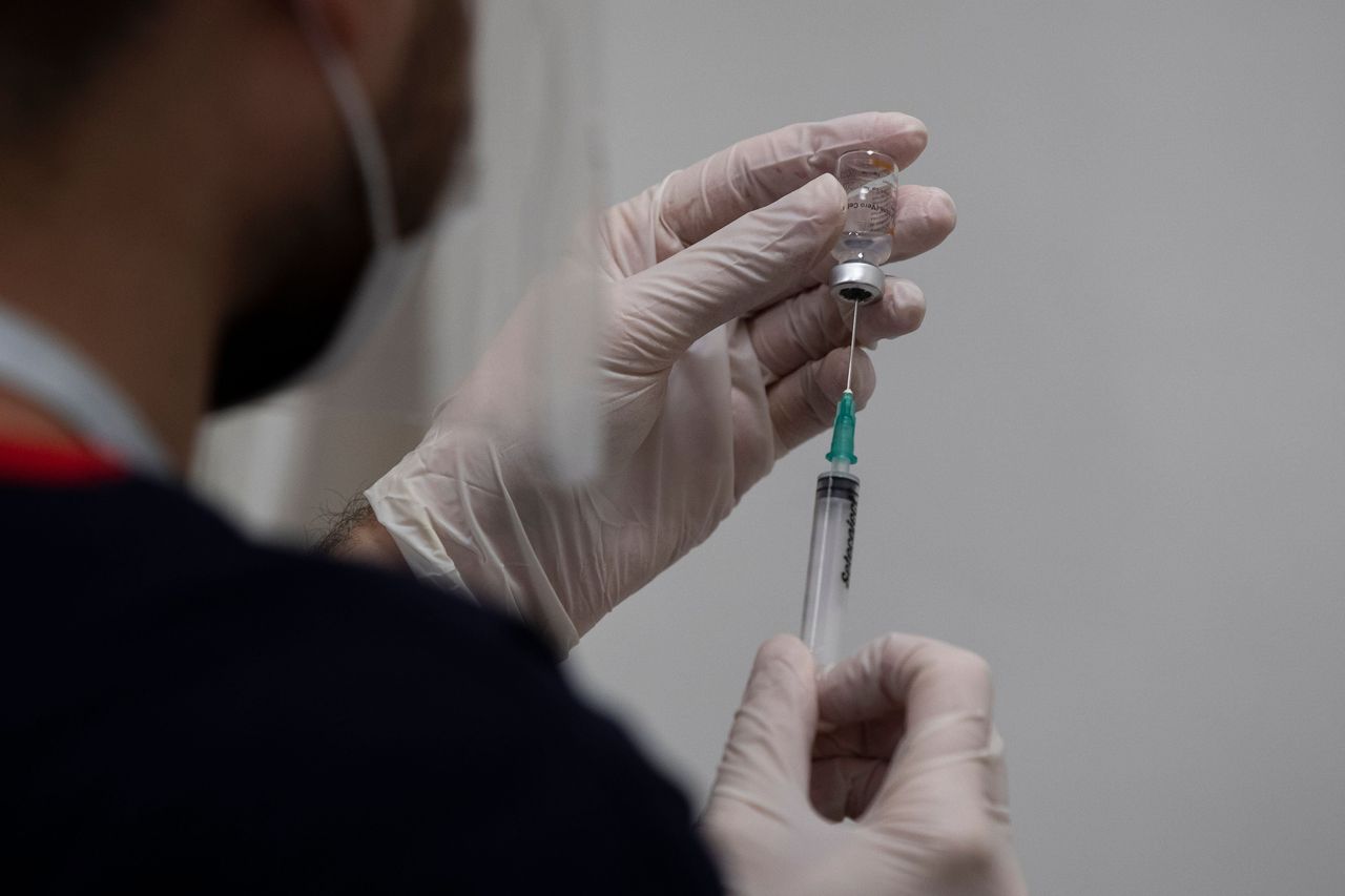 澳大利亞諾獎得主：新冠疫情拐點正在到來 藥物研發不能停