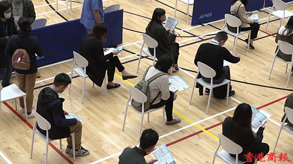 【採訪手記】本港新冠疫苗開打反應佳 官民興奮齊給Like 