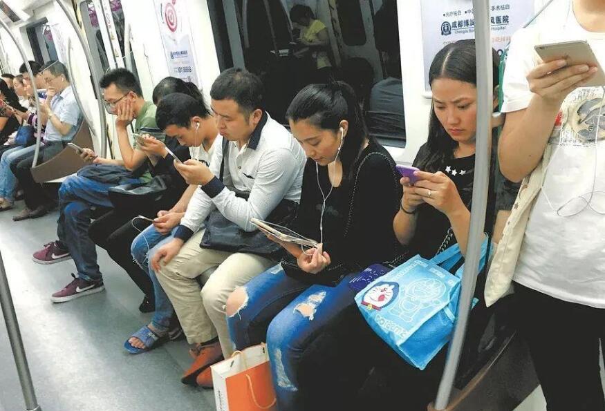 內地手機上網人數達9.86億人