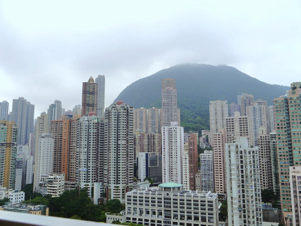 十大屋苑保持雙位數成交