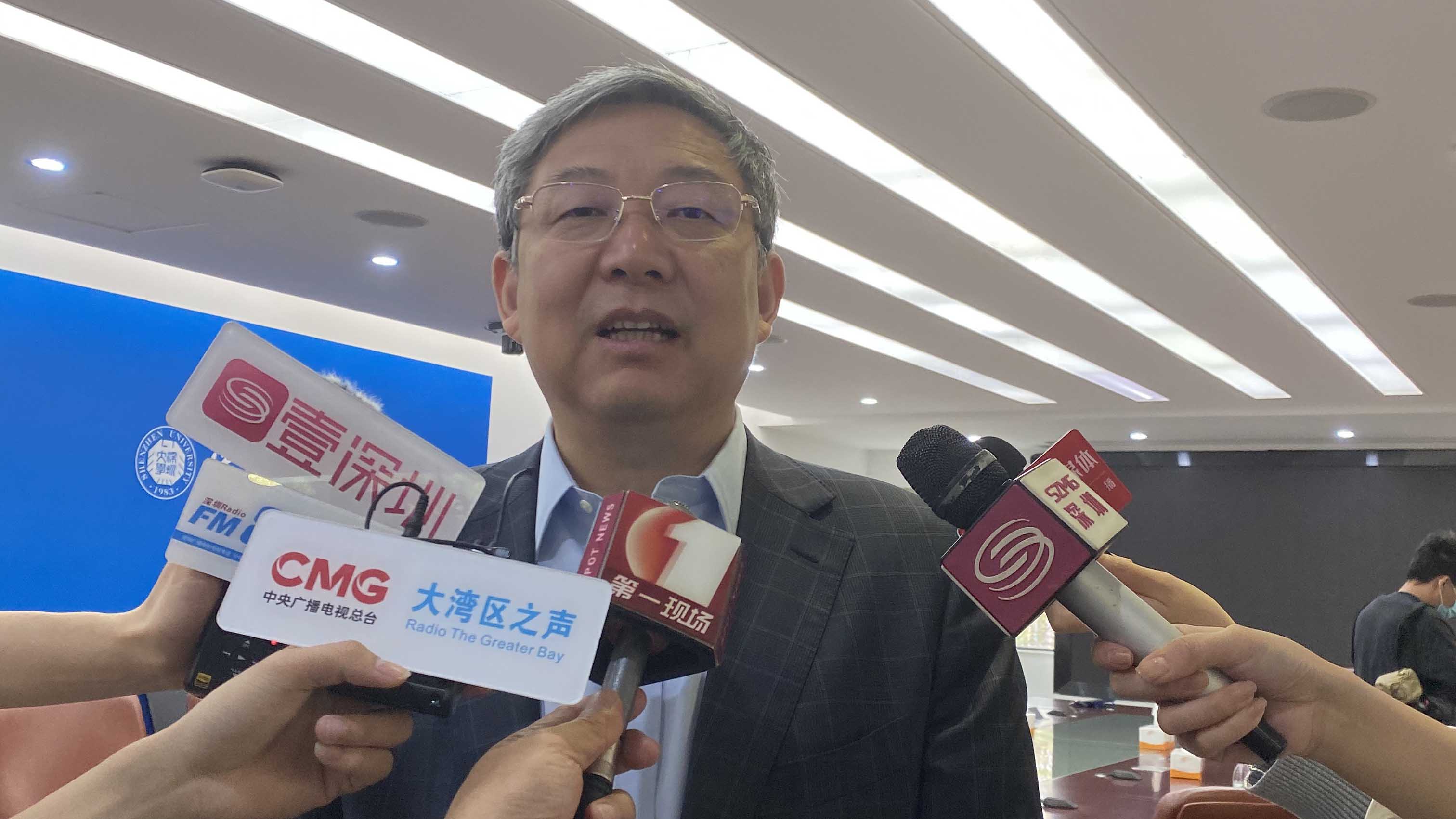 【兩會前瞻】李清泉洪為民倡加強兩地教育交流 深大積極籌劃來港辦學