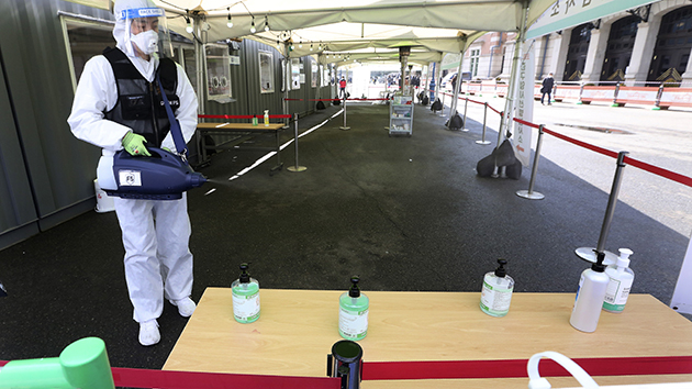 韓國首都圈外籍人士大規模確診新冠 將展開全面採檢