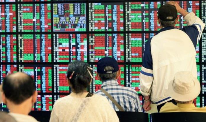 台股收盤大漲264點 以全日高位收市