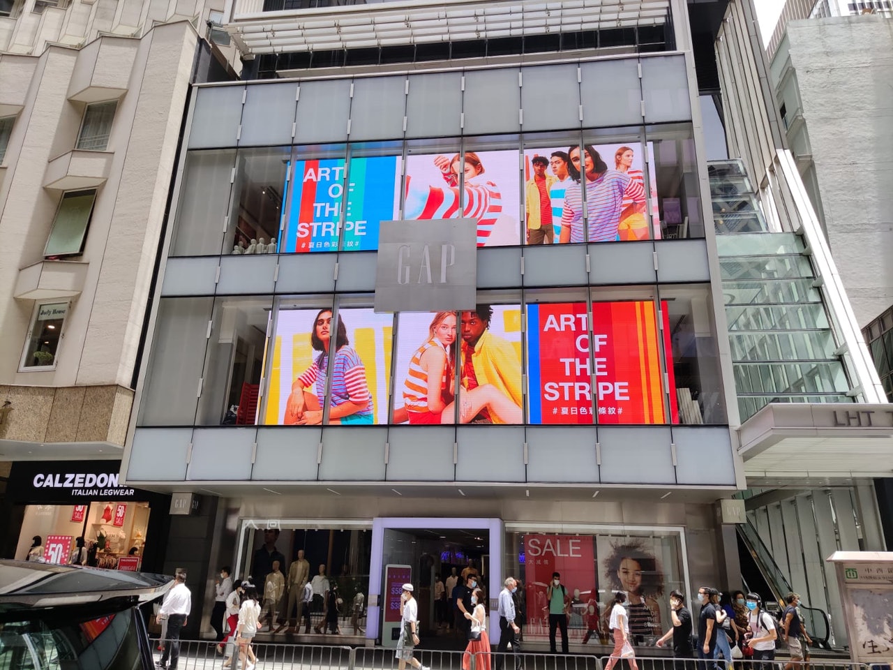 中環前GAP旗艦店100萬租予美國時裝American Eagle  租金跌6成