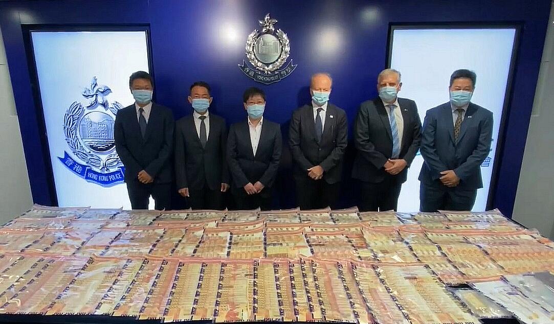 警方夥證監搗破唱高散貨騙局 拘12人涉多隻股票