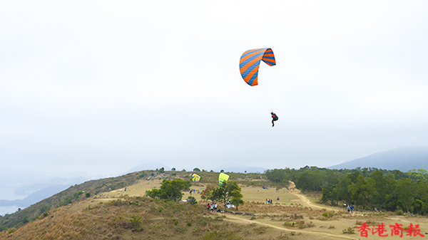 圖集 | 滑翔勝地昂平：在山谷自由翱翔 俯瞰西貢海景