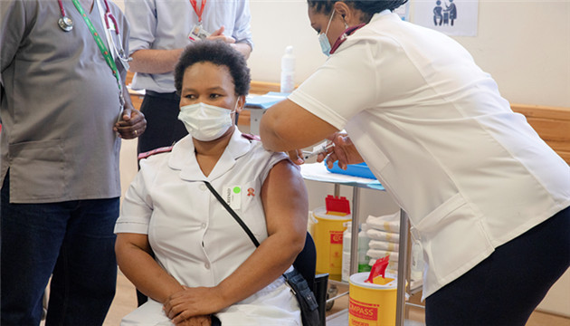 南非新冠肺炎疫苗接種數量突破10萬大關