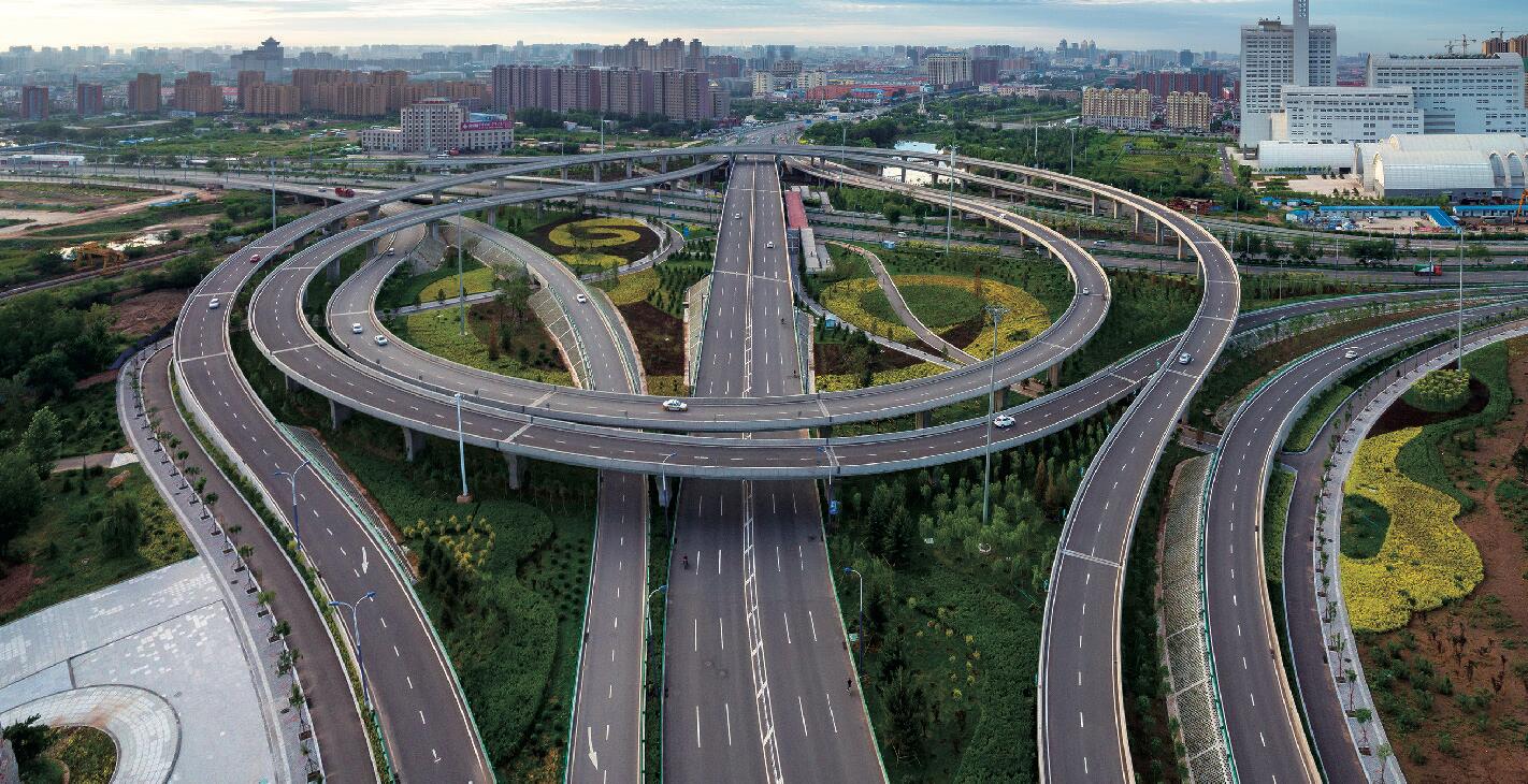 內蒙古「模範自治區」的勵精圖治