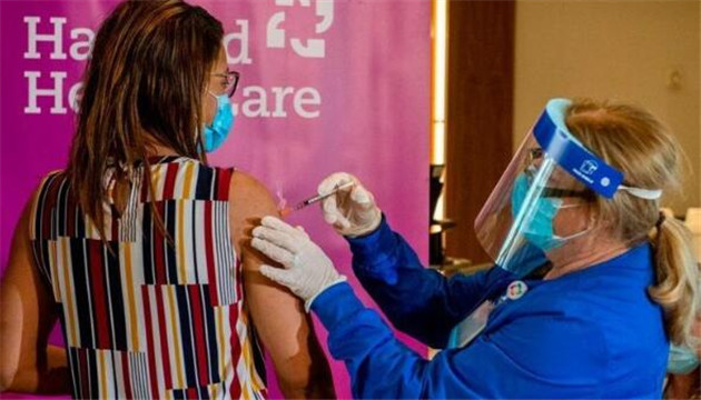 美國新冠確診超2898萬 福奇指未來幾周疫苗供應將大幅增加