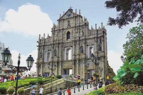 澳門總人口達68.3萬人 65歲及以上老年人佔12.9%