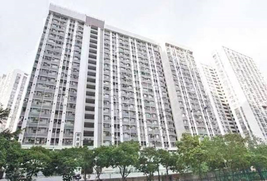 元朗公屋樓價破500萬元