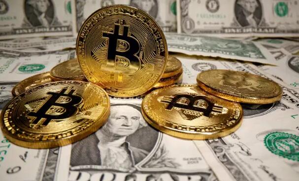 比特币歷史上首次觸及6萬美元大關 一年翻14倍