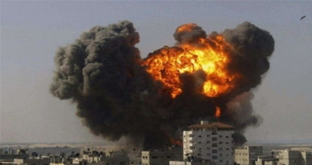 敘利亞北部一石油加工設施遭導彈襲擊 引發大火