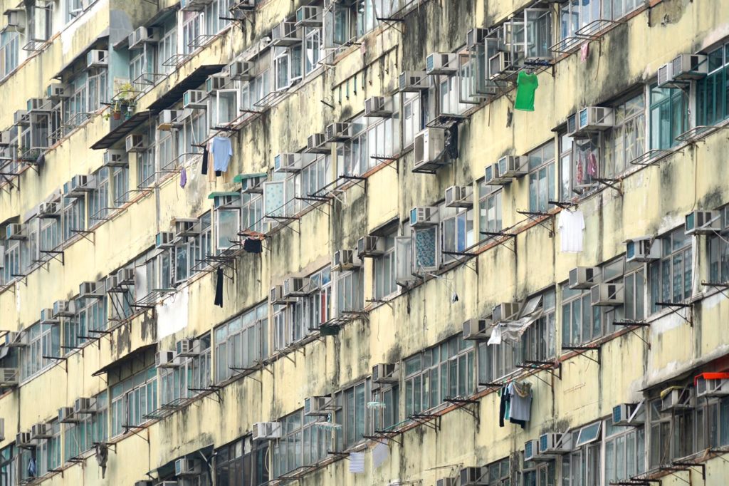 多個關注基層民間團體到東區法院大樓地下進行請願行動 提出3大訴求