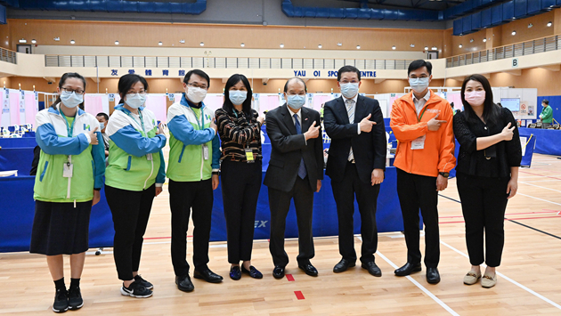 本港增12間接種中心應對擴大群組