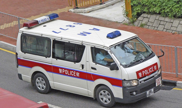 一男子昨晚被打後被劫財 警方：此案正在調查中