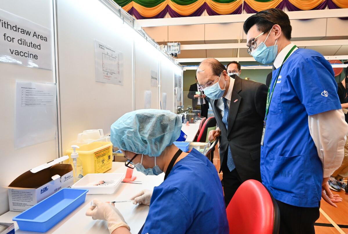 張建宗：若接種疫苗人口比例高 有較大機會放寬防疫措施