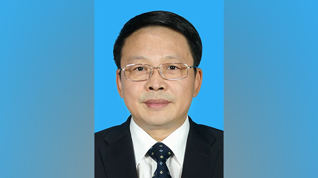 尹宗華就任中聯辦副主任