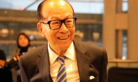 長和逾兩年首度回購 涉1216萬元