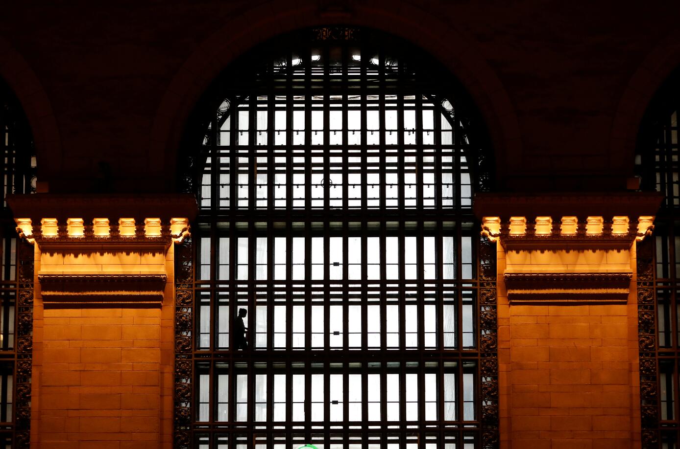 美國累計新冠確診病例超3000萬 全球确诊逾1.2億