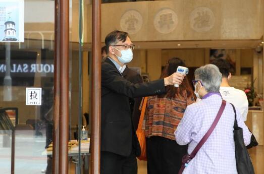 傳港府擬復活節前放寬宗教處所社交距離措施
