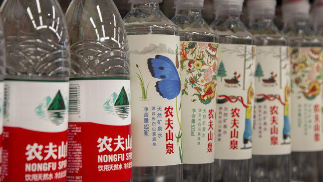 農夫山泉去年多賺6.6%