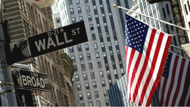 美國去年第四季度經濟增長率上調至4.3%