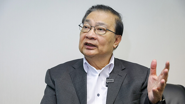 譚耀宗對順利完成修改選舉制度工作有信心
