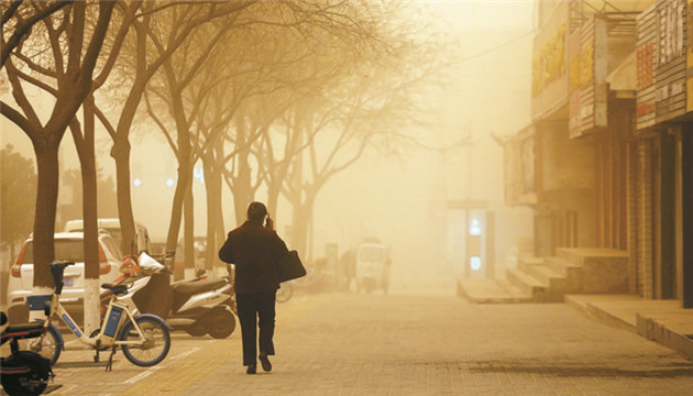 沙塵南下至淮河一線 長江中下游雨勢增強局地暴雨