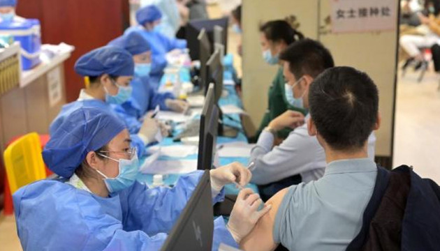 內地首版新冠疫苗接種指南發布 五類人不適宜接種