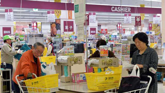 日本零售銷售連跌3個月 失業率持平於2.9％