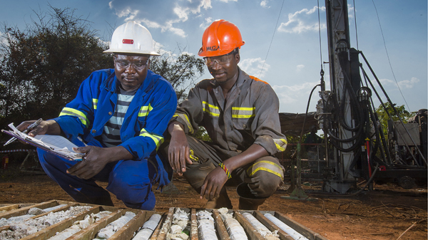 金川全年純利勁升近兩倍半