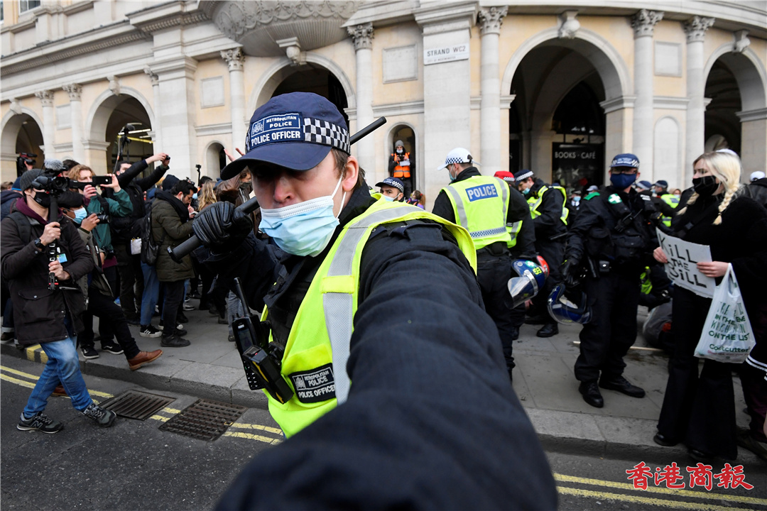 圖集 | 英國反警權示威爆發衝突 26人被拘