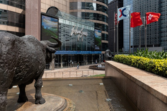 港股收跌309點 內地科技企業走低 金屬股造好