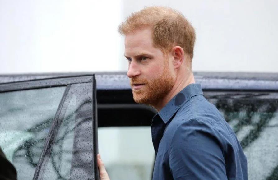 哈里王子已抵英 本周六將出席菲臘親王葬禮