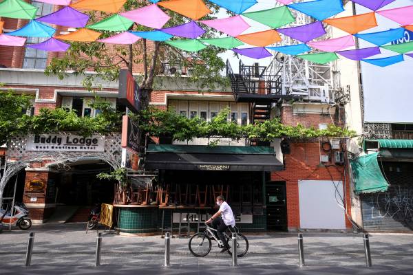 巴育提倡居家辦公 曼谷已籌設4間方艙醫院