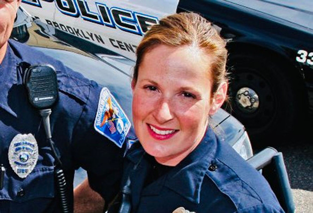 美國明州萊特案開槍警察被捕 面臨二級過失殺人罪指控