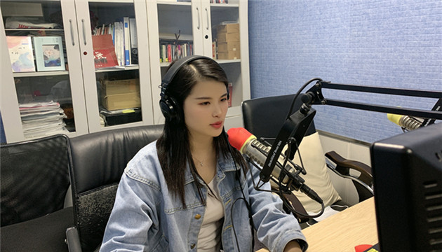 【中共百年 深圳故事】邀市民朗誦紅色經典 深龍崗區開展「黨史百年我來讀」活動 