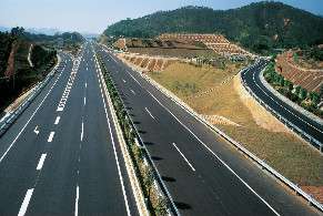 深高速料首季轉賺逾5億